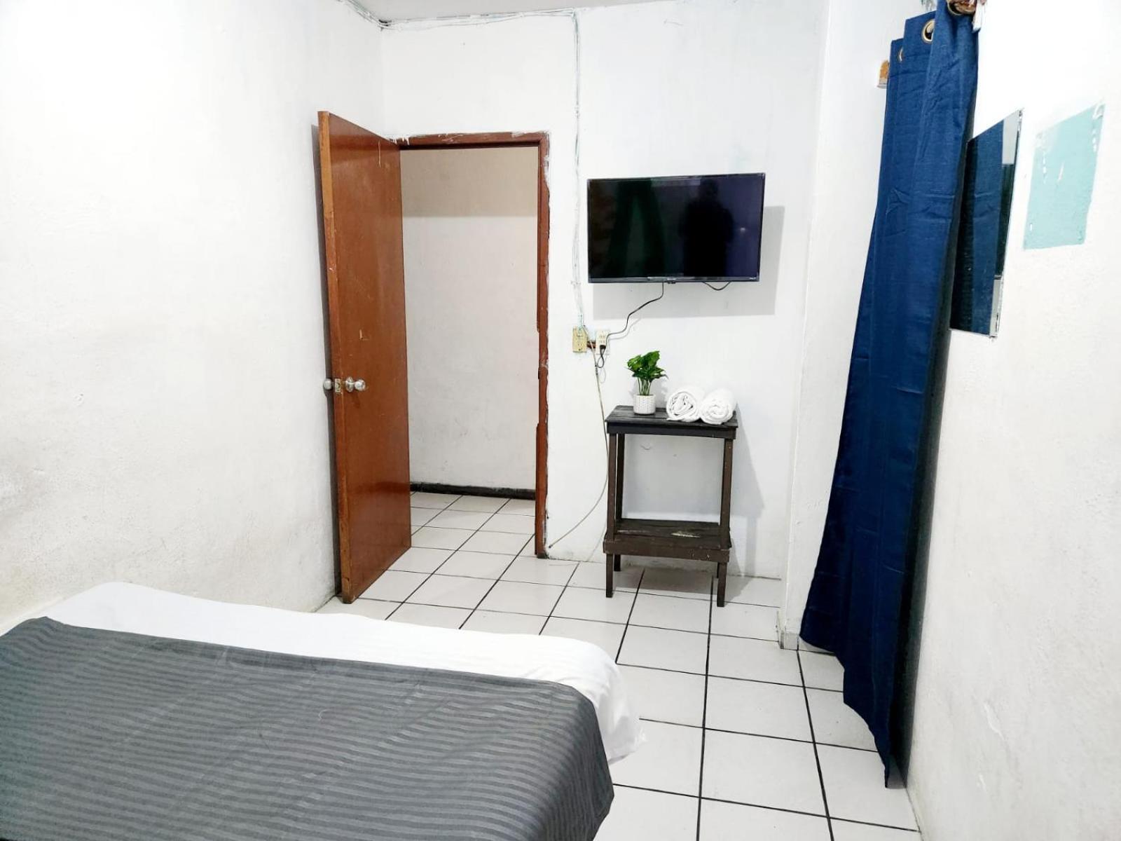 Hotel El Mexicano Tepic Centro Zewnętrze zdjęcie